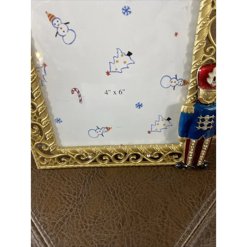 Vintage Christmas Nutcracker Photo Frame 4x6 Ornate Gold Scrollwork Table Decor‎